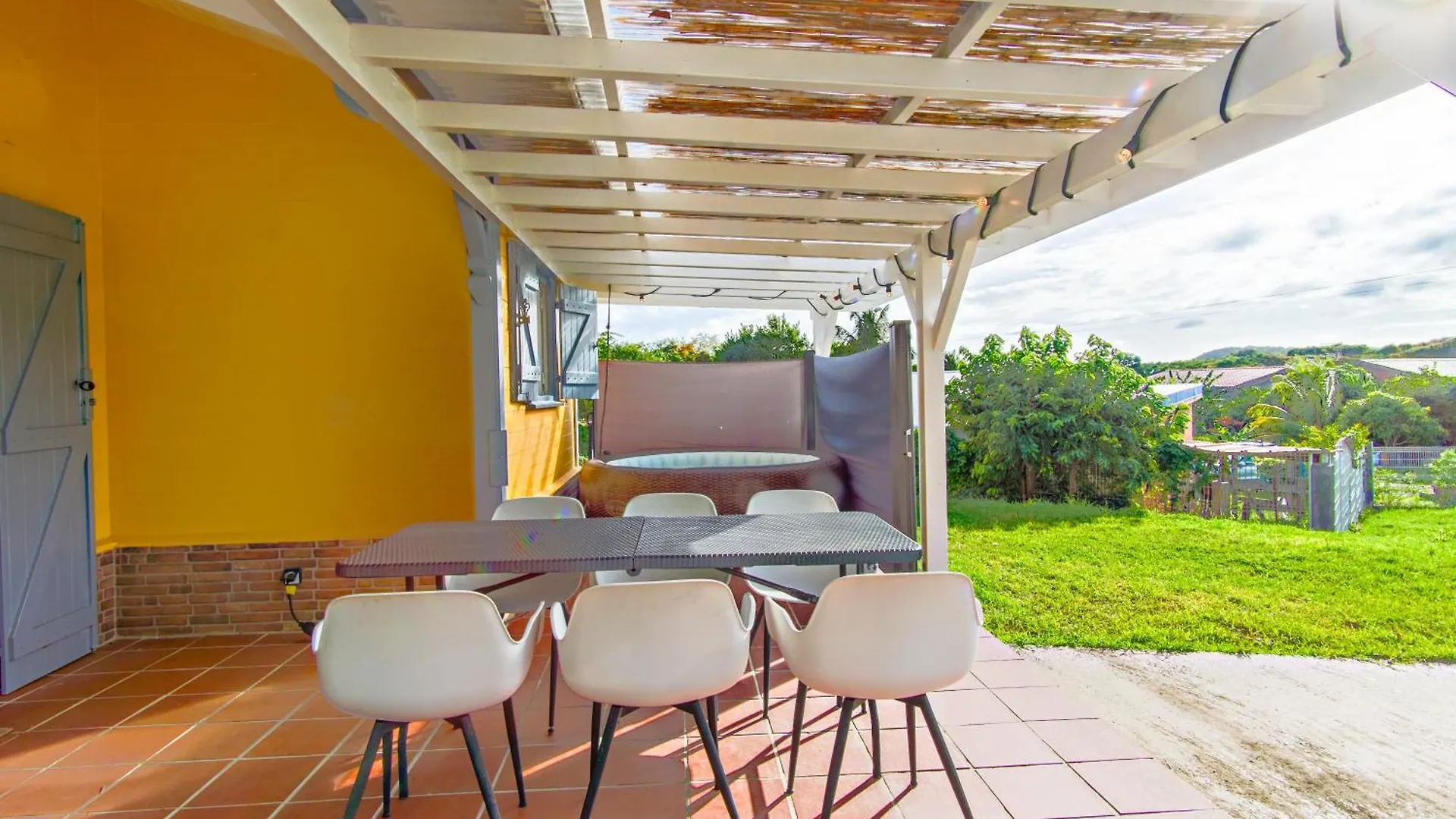 Bungalow Avec Jacuzzi Et Evenements Autorises Sainte-Anne 0*,  Martinique