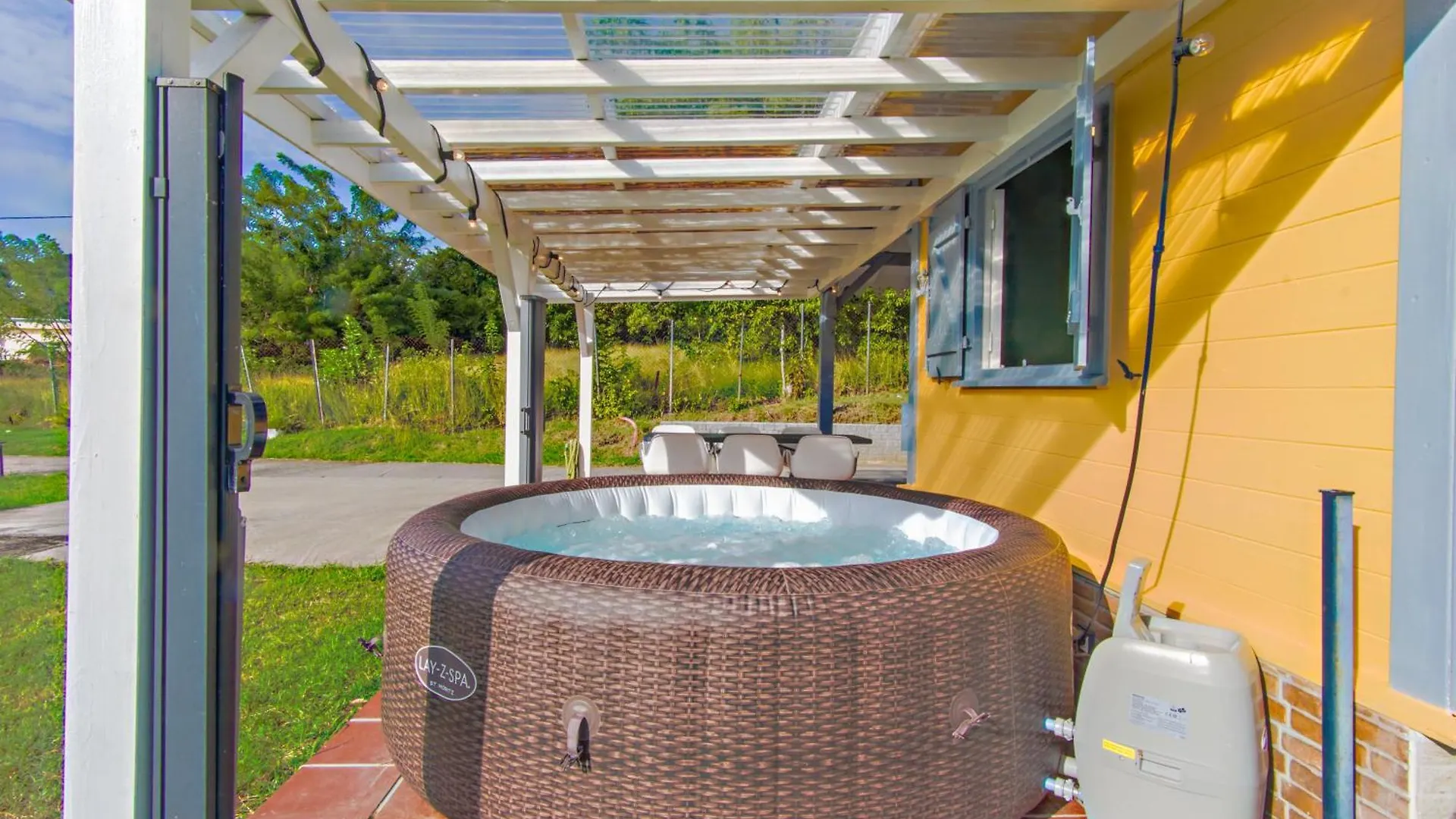 Bungalow Avec Jacuzzi Et Evenements Autorises Sainte-Anne 0*,  Martinique