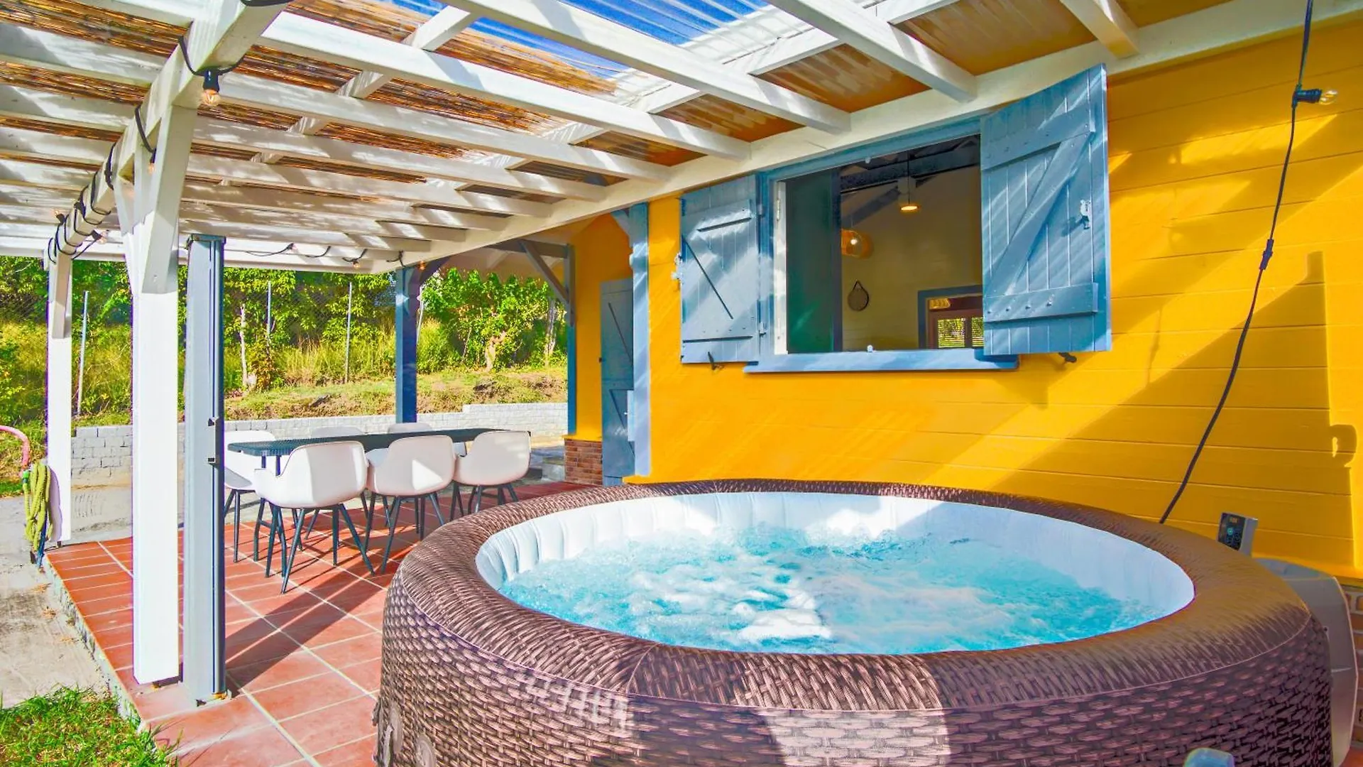 Vakantiehuis Bungalow Avec Jacuzzi Et Evenements Autorises Sainte-Anne Martinique